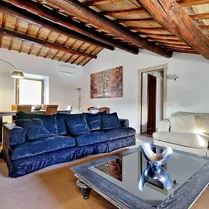  Appartement Piazza Mattei Elegant | Romeloft
